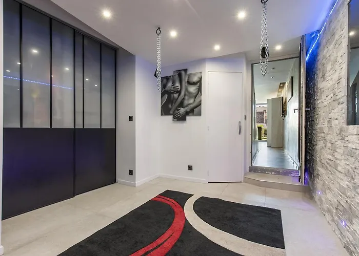 Sex And The Heliopolis Apartman Agde