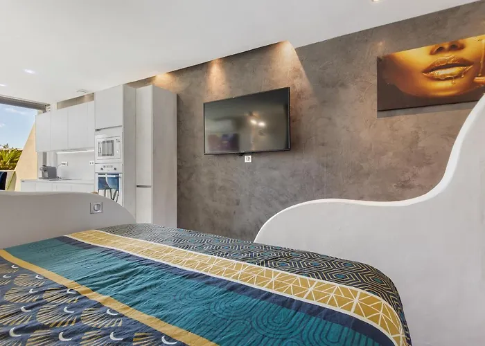 Sex And The Heliopolis Apartment Agde